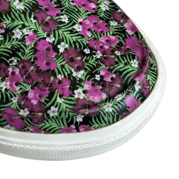 Crocs Slip On Sneakers 10 Pink & Green Floral Print Citaline Roka Comfort Shoes - Picture 9 of 11